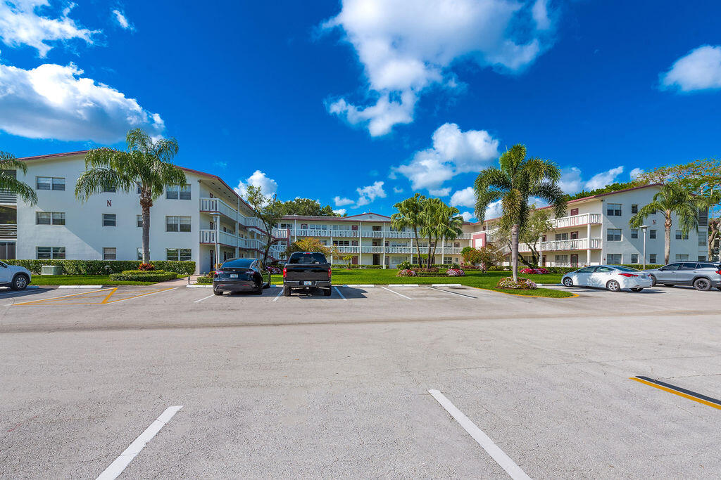 568 Fanshaw North, Unit 568 Boca Raton, FL 33434 - Photo 19 of 41 568FanshawN.BocaRaton-2