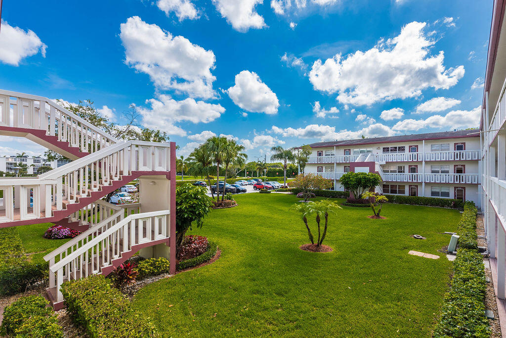 568 Fanshaw North, Unit 568 Boca Raton, FL 33434 - Photo 22 of 41 568FanshawN.BocaRaton-6