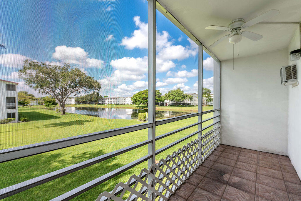 568 Fanshaw North, Unit 568 Boca Raton, FL 33434 - Photo 23 of 41 568FanshawN.BocaRaton-22