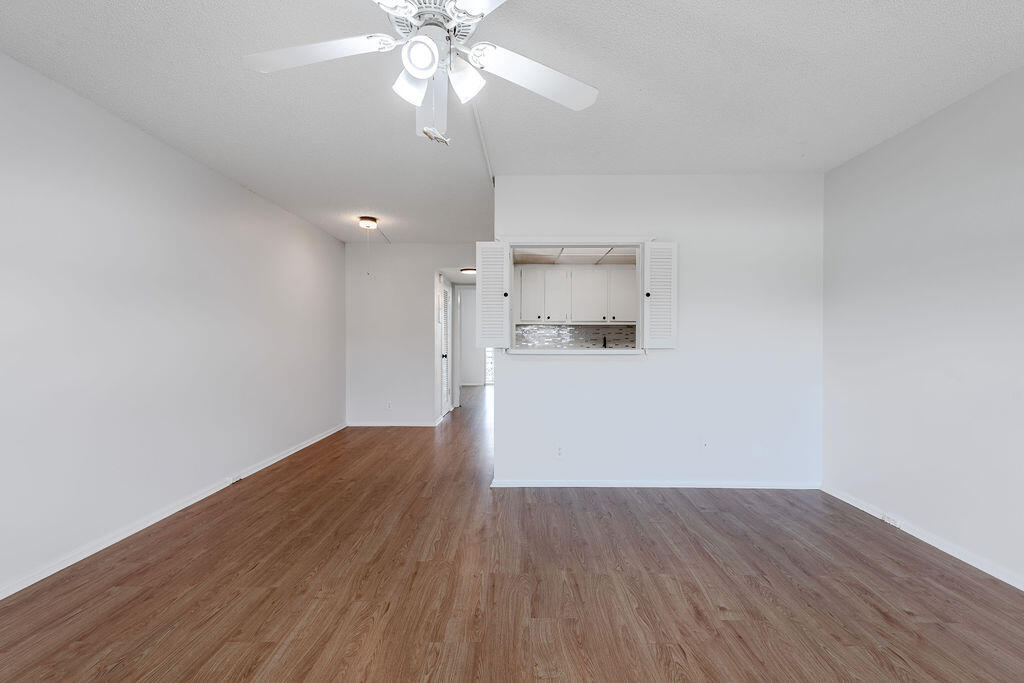 568 Fanshaw North, Unit 568 Boca Raton, FL 33434 - Photo 6 of 41 568FanshawN.BocaRaton-11