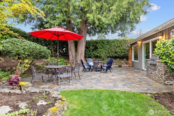 $1,300,000 | 16010 Southeast 5th Street, Bellevue, WA 98008