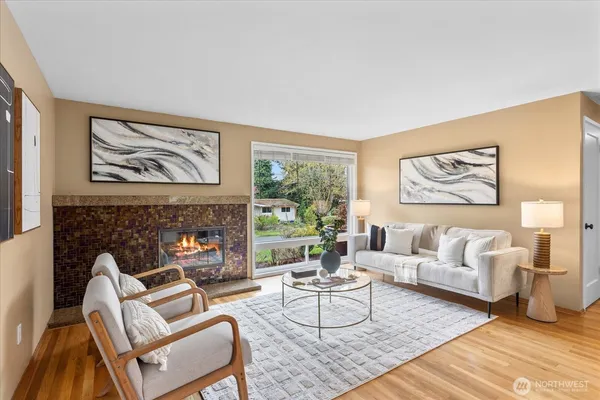 $1,300,000 | 16010 Southeast 5th Street, Bellevue, WA 98008