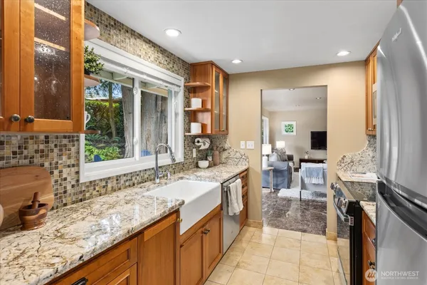 $1,300,000 | 16010 Southeast 5th Street, Bellevue, WA 98008