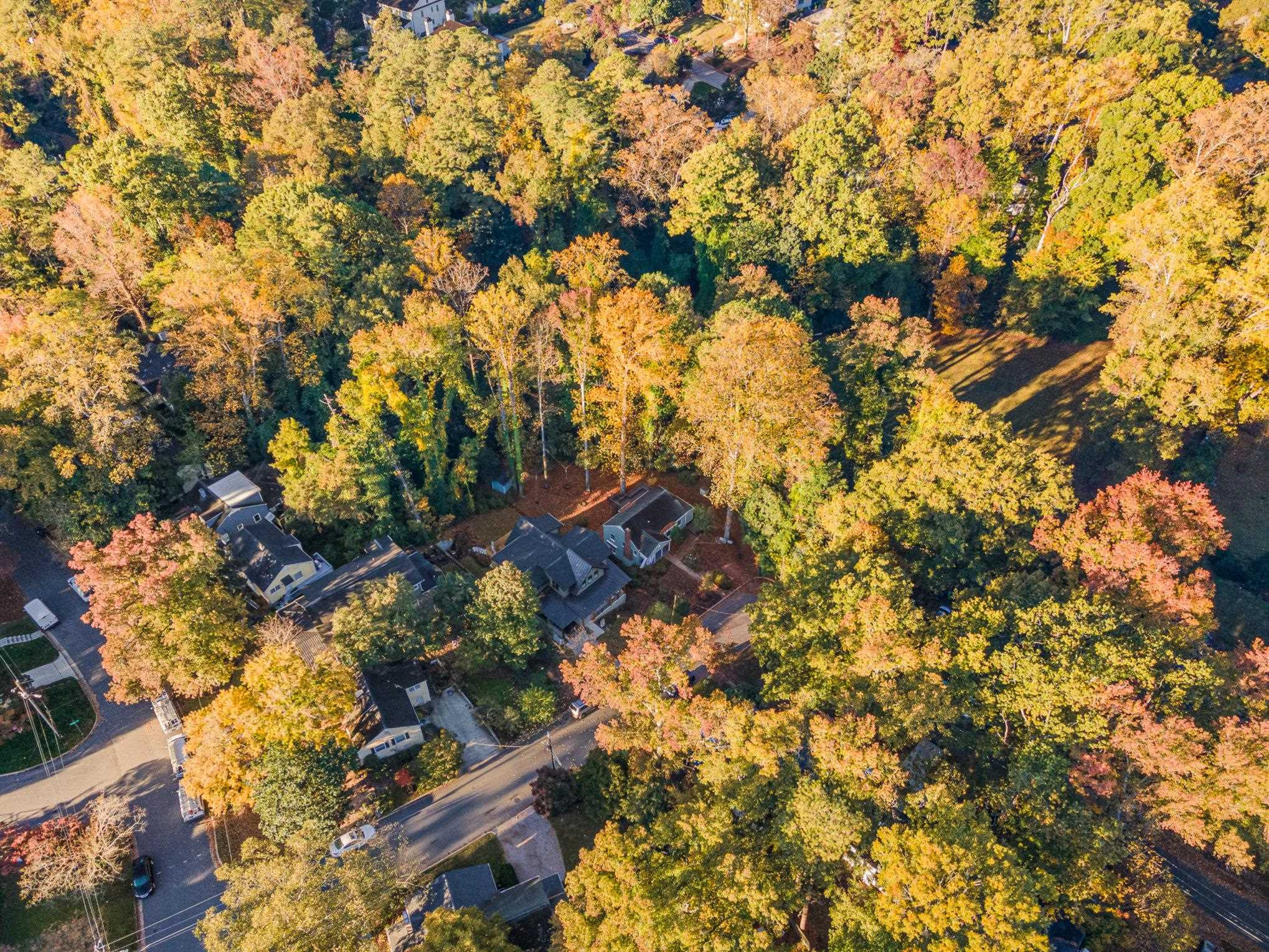 2811 Gordon Street Raleigh, NC 27608 - Photo 15 of 33 Photo 14