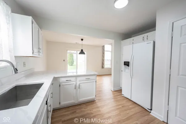 $2,200 | 3822 Limelight Lane, Whitestown, IN 46075