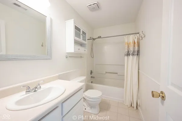 $2,200 | 3822 Limelight Lane, Whitestown, IN 46075