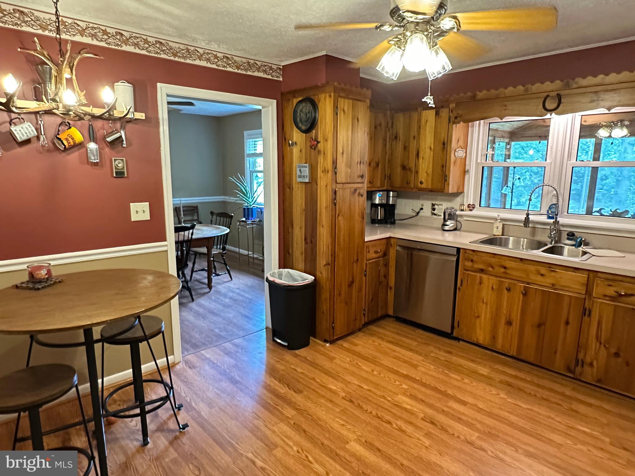 579 Circle View Road Luray, VA 22835 - Photo 30 of 65 Kitchen