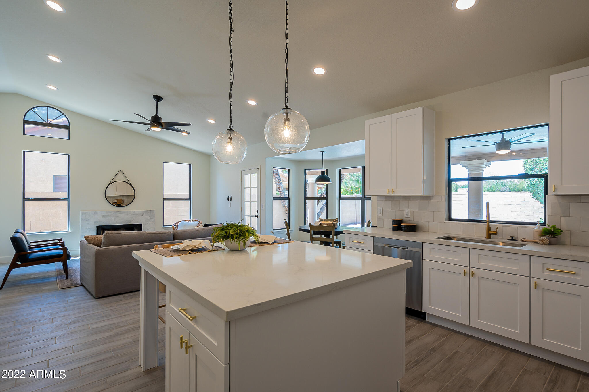 650 South Bay Drive Gilbert, AZ 85233 - Photo 11 of 40 Bay-20