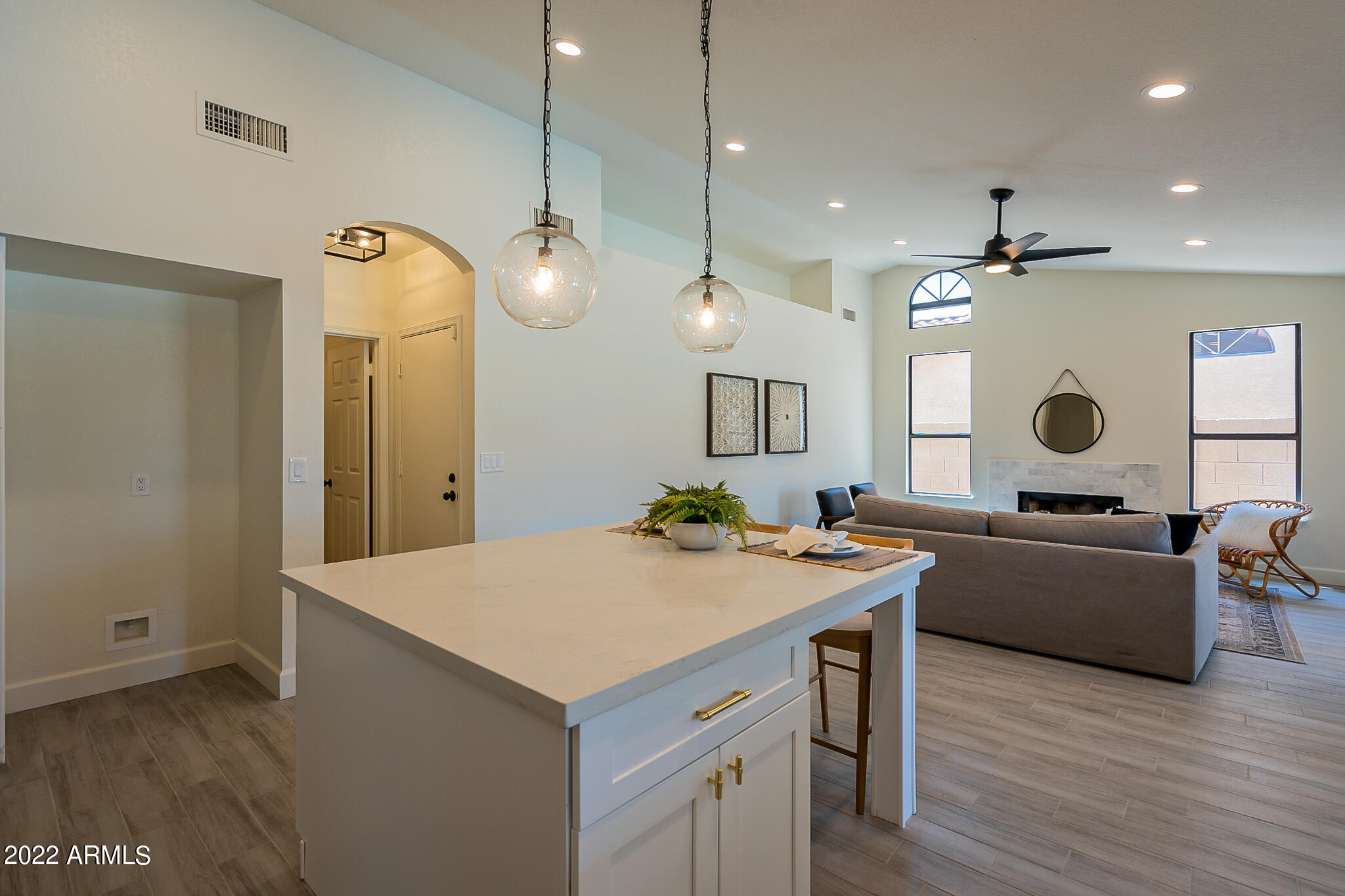 650 South Bay Drive Gilbert, AZ 85233 - Photo 13 of 40 Bay-23