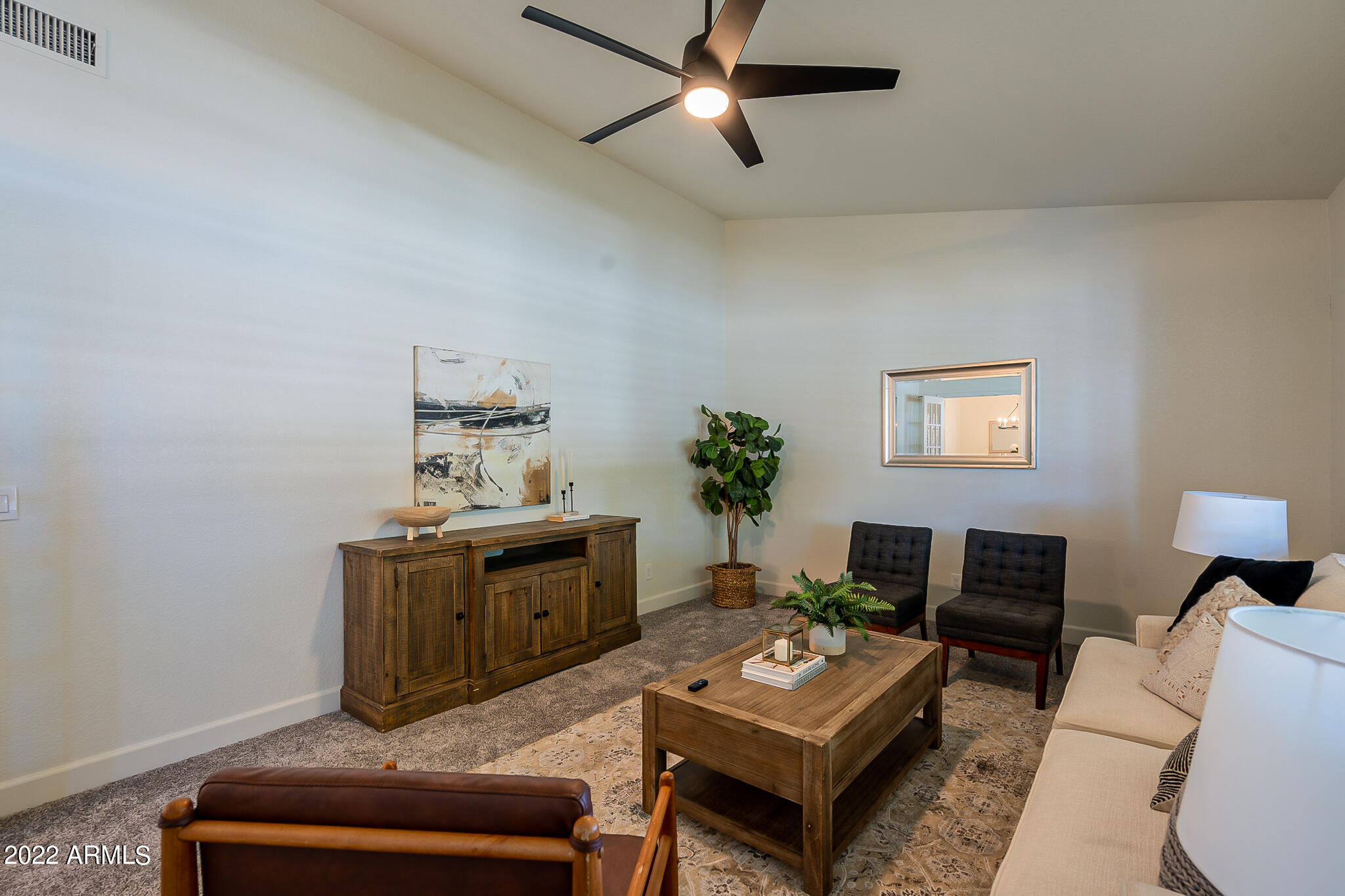 650 South Bay Drive Gilbert, AZ 85233 - Photo 7 of 40 Formal Living Room