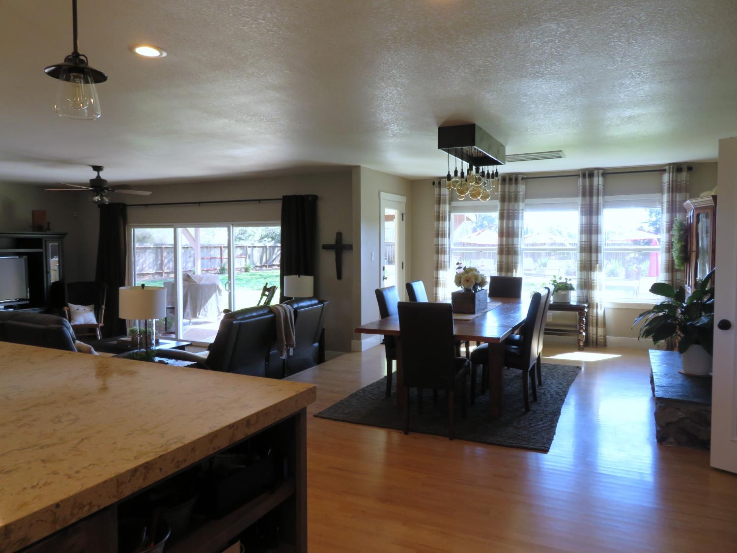 4900 Pleasant Valley Road Oakdale, CA 95361 - Photo 12 of 72