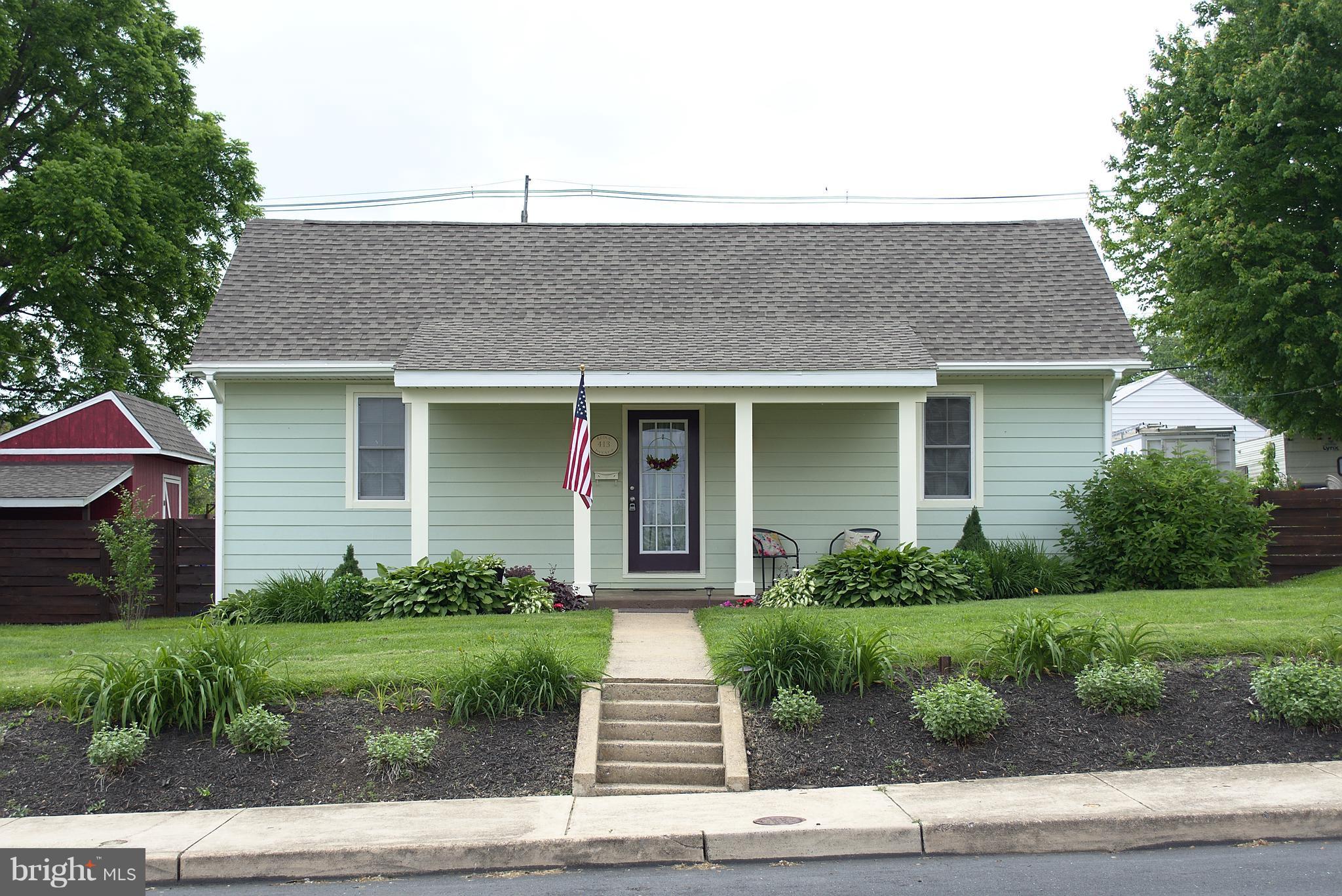 413 Ridge Avenue Hagerstown, MD 21740 - Photo 1 of 18 Exterior (Front)