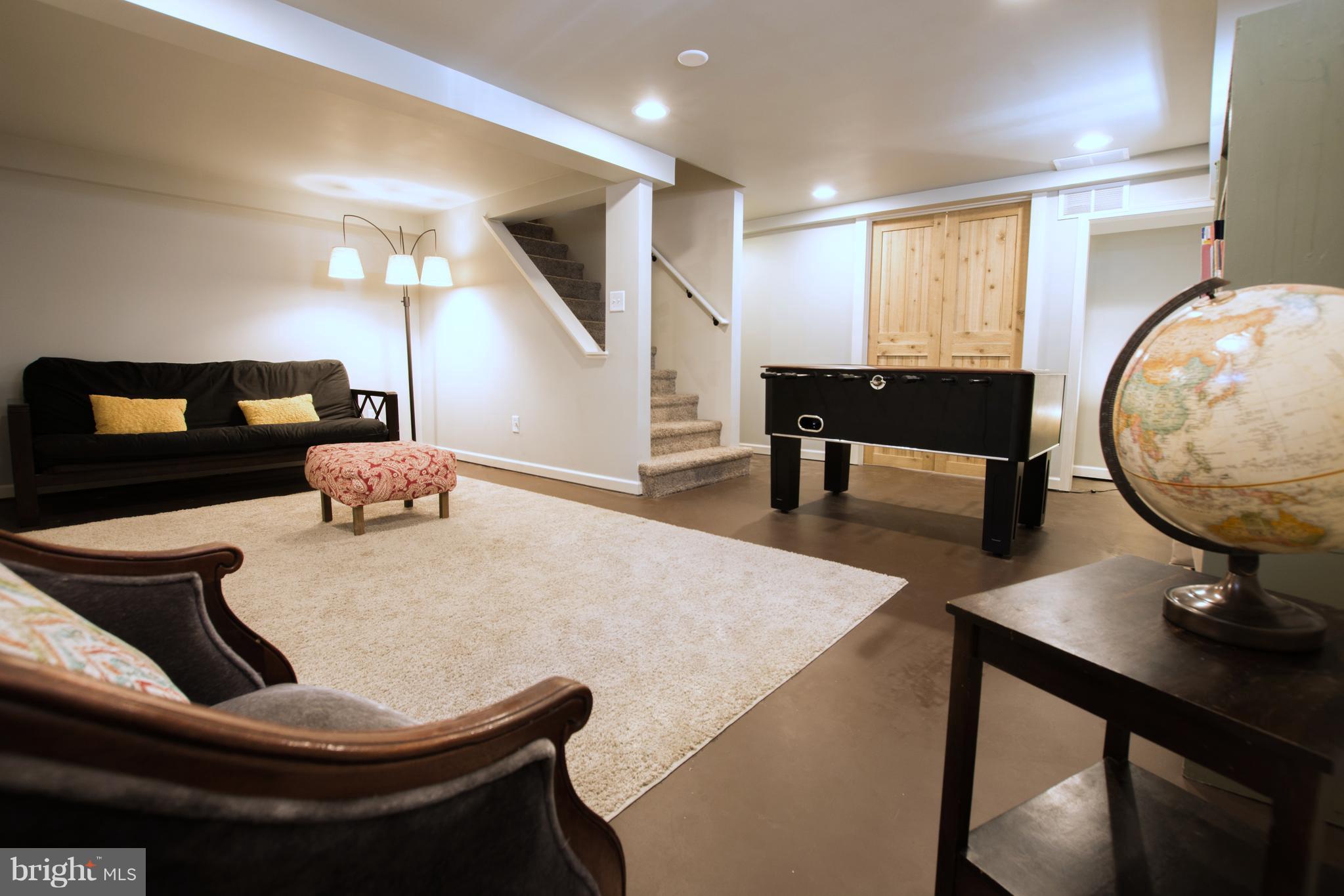 413 Ridge Avenue Hagerstown, MD 21740 - Photo 14 of 18 Lower level space is great.