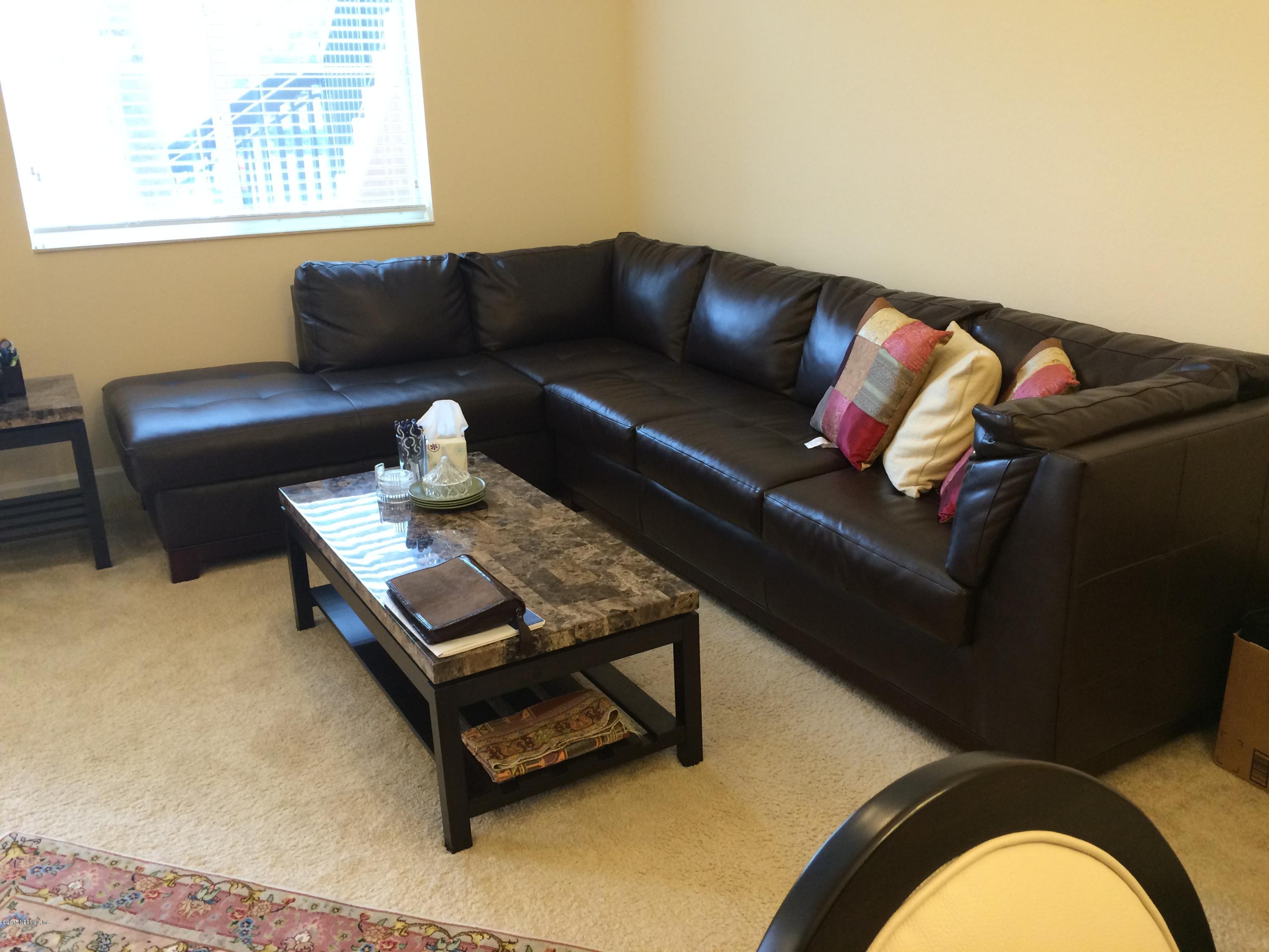9745 Touchton Road, Unit 802 Jacksonville, FL 32246 - Photo 29 of 46 Living Area