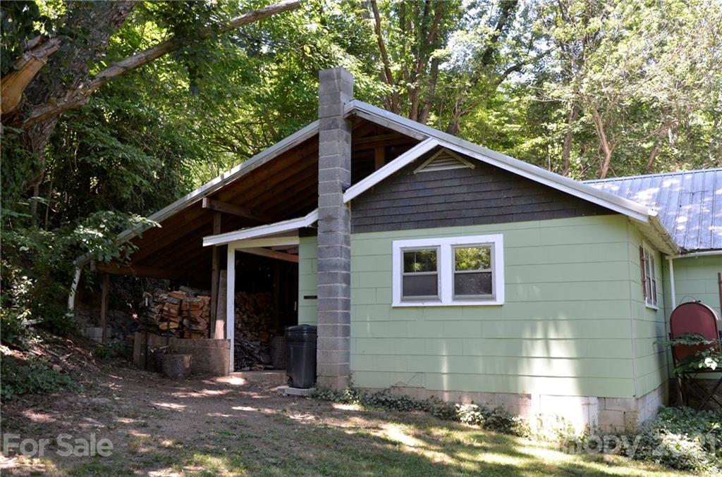 30 Brookshire Rd Number 2 Leicester, NC 28748 - Photo 24 of 41 Gallery Image 24