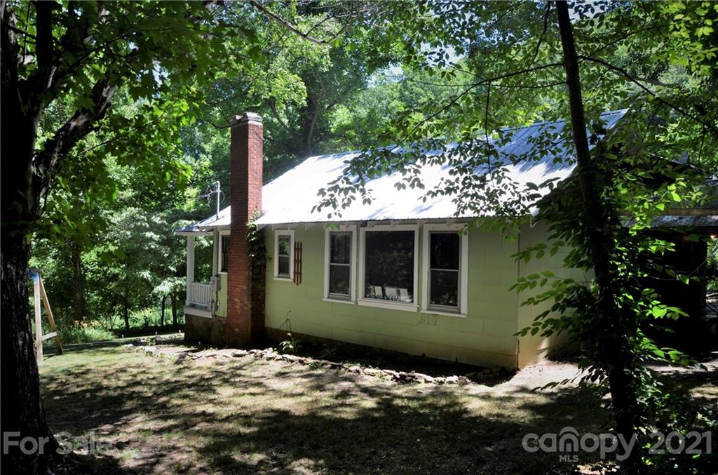 30 Brookshire Rd Number 2 Leicester, NC 28748 - Photo 29 of 41 Gallery Image 29