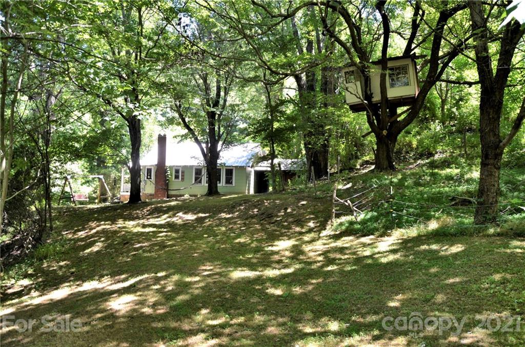 30 Brookshire Rd Number 2 Leicester, NC 28748 - Photo 32 of 41 Gallery Image 32