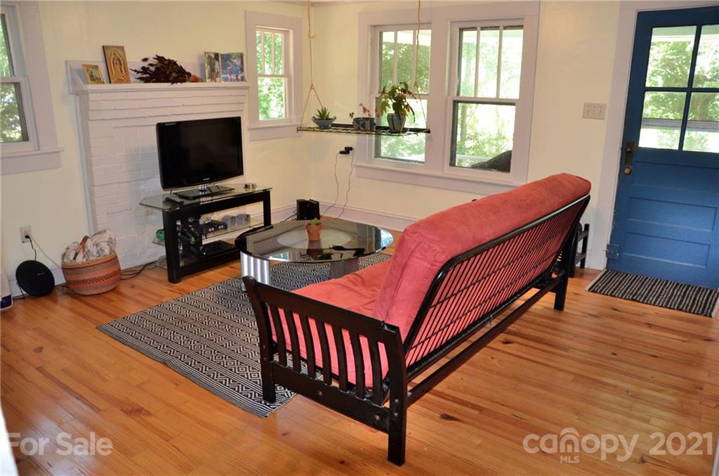 30 Brookshire Rd Number 2 Leicester, NC 28748 - Photo 5 of 41 Gallery Image 5