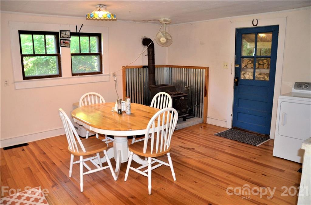 30 Brookshire Rd Number 2 Leicester, NC 28748 - Photo 7 of 41 Gallery Image 7