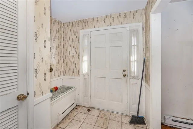 $189,900 | 2210 Dulaire Road, Greensboro, NC 27407