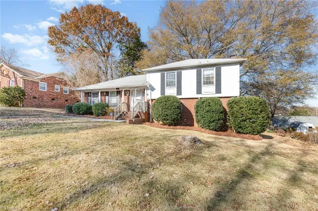 $189,900 | 2210 Dulaire Road, Greensboro, NC 27407