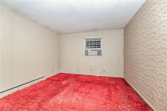 $189,900 | 2210 Dulaire Road, Greensboro, NC 27407