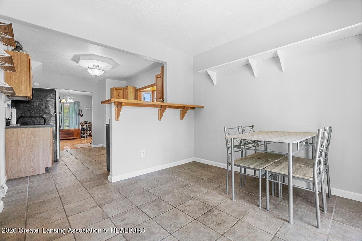 1332 West Valley Road Lansing, MI 48906 - Photo 15 of 33 Media Jett - 21 (2)