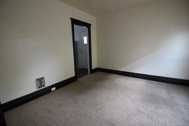 $110,000 | 84 Northbound Gratiot Avenue, Mount Clemens, MI 48043