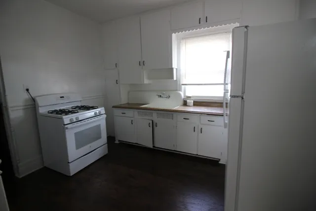 $110,000 | 84 Northbound Gratiot Avenue, Mount Clemens, MI 48043