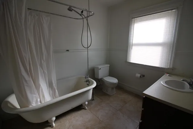 $110,000 | 84 Northbound Gratiot Avenue, Mount Clemens, MI 48043