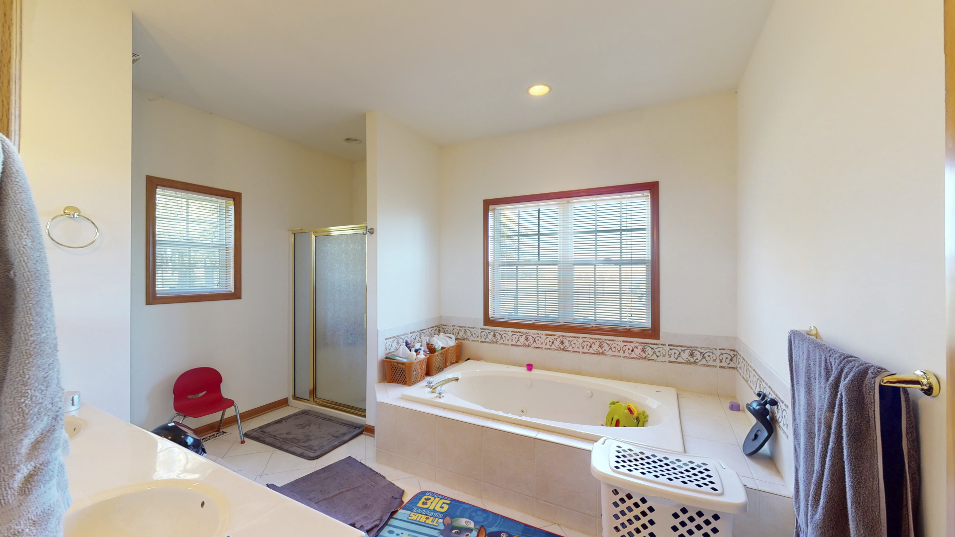 3322 Chicago Road Paw Paw, IL 61353 - Photo 21 of 37 a bathroom with a tub and a sink