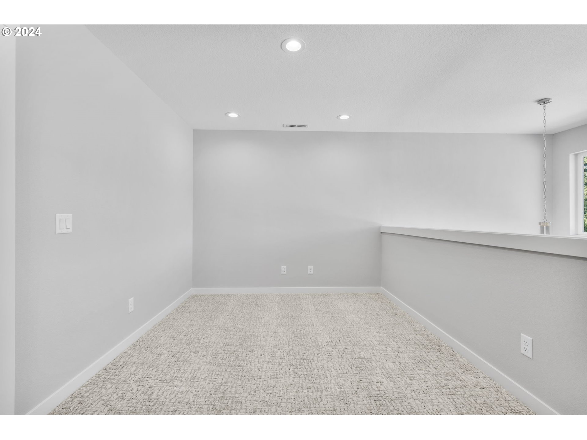 5826 Southwest Grayson Terrace Beaverton, OR 97078 - Photo 22 of 35