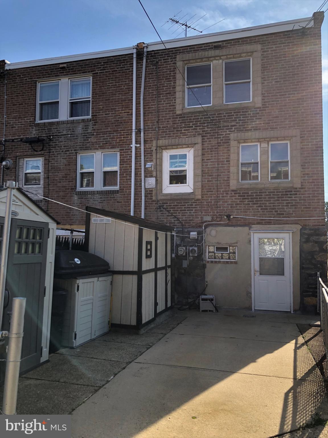 3530 Decatur Street Philadelphia, PA 19136 - Photo 29 of 32 Exterior back