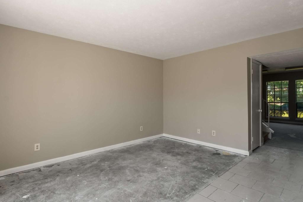 3254 Strawberry Lane Decatur, GA 30034 - Photo 9 of 27