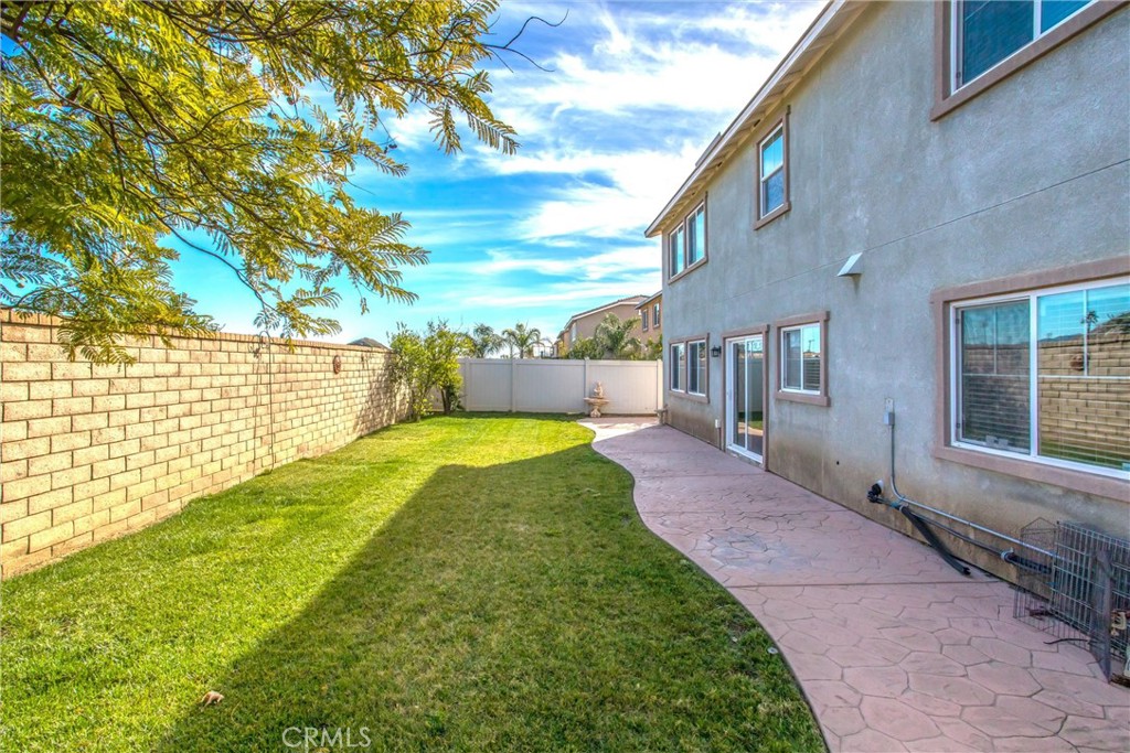 4423 Candelaria Way Perris, CA 92571 - Photo 38 of 42 a view of swimming pool with patio