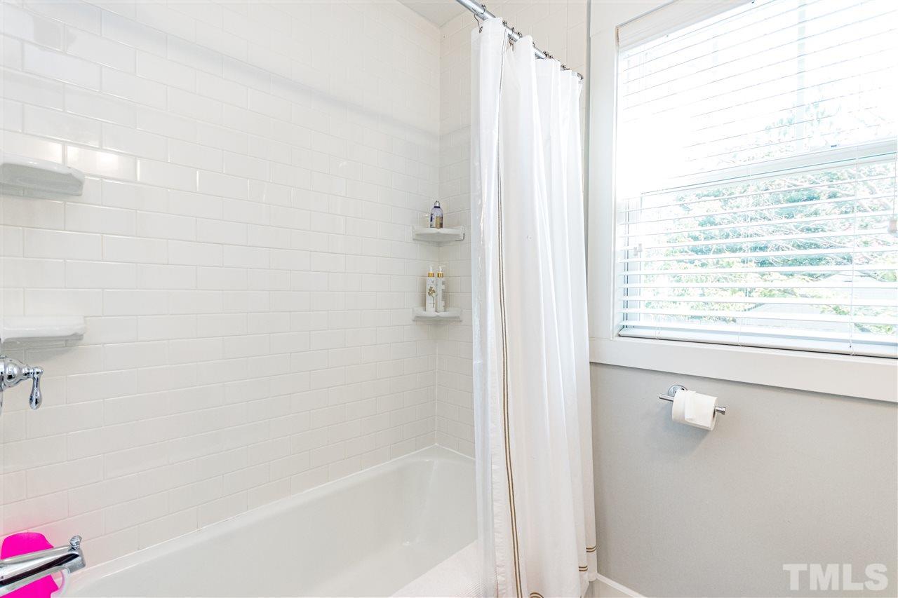 315 1/2 Georgetown Road Raleigh, NC 27608 - Photo 16 of 27