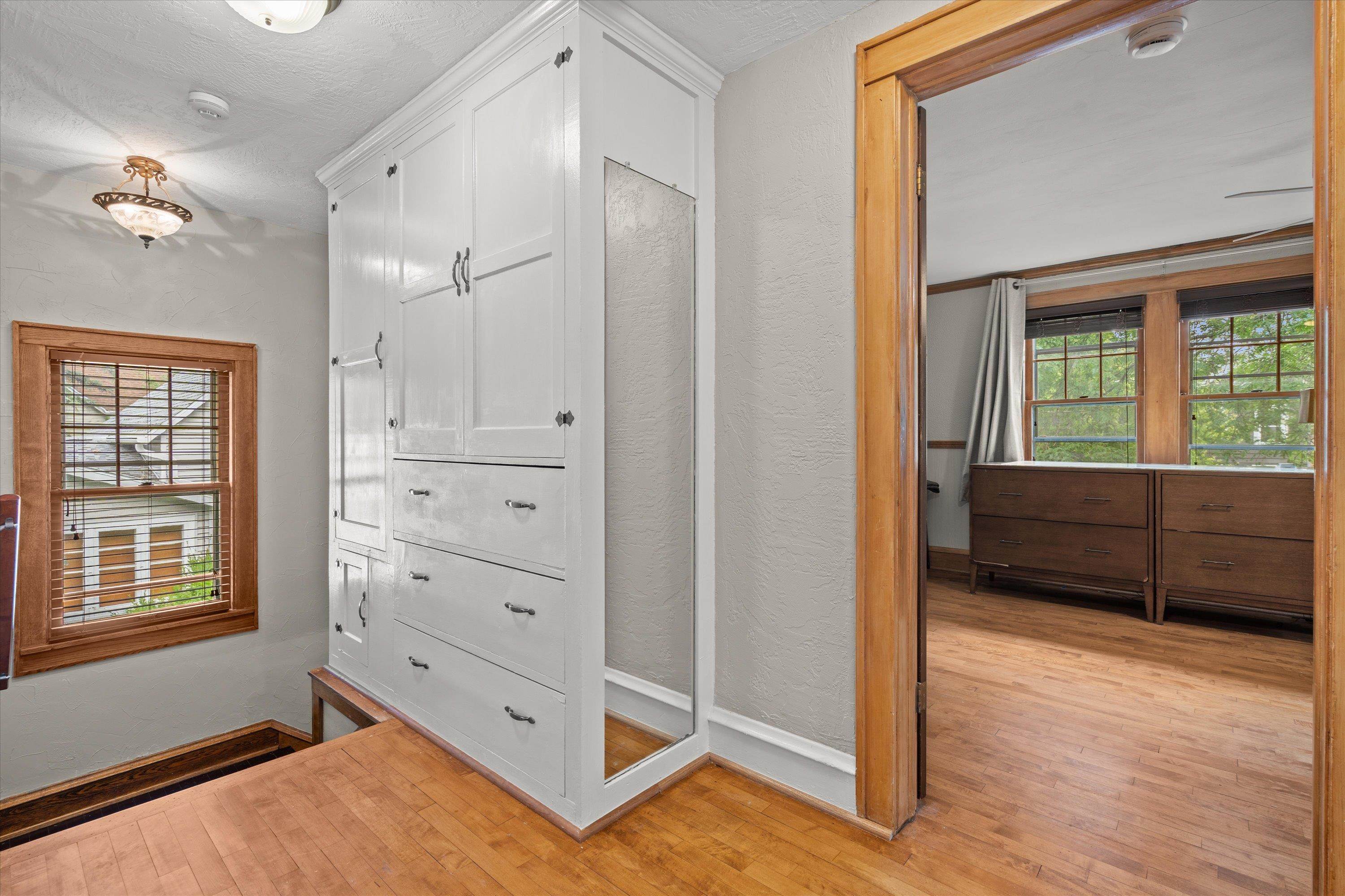 1729 North Oneida Street Appleton, WI 54911 - Photo 17 of 31 Gallery Image 17