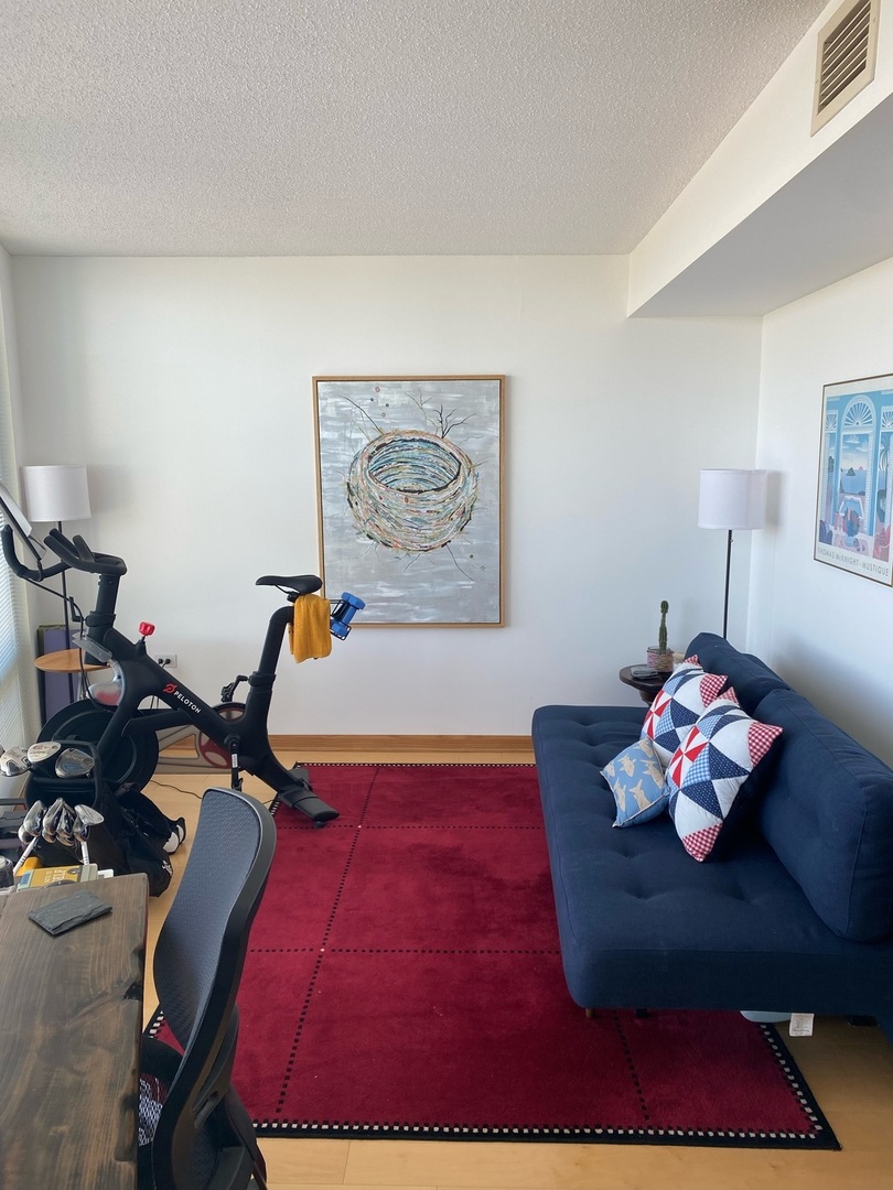 1720 Maple Avenue, Unit 2120 Evanston, IL 60201 - Photo 13 of 21