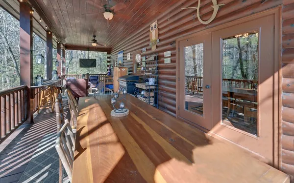 $599,900 | 483 Vineyard Creek Way, Murphy, NC 28906