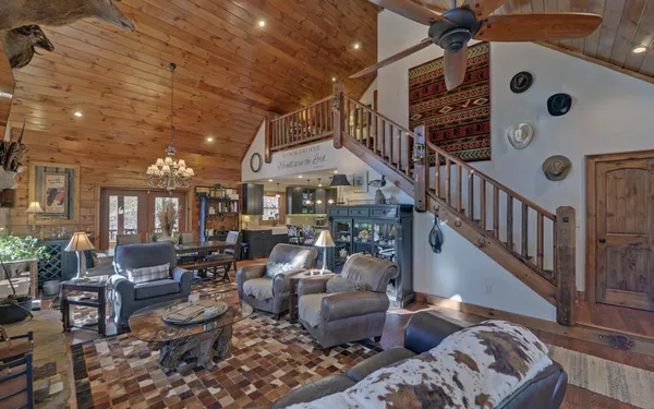 $599,900 | 483 Vineyard Creek Way, Murphy, NC 28906