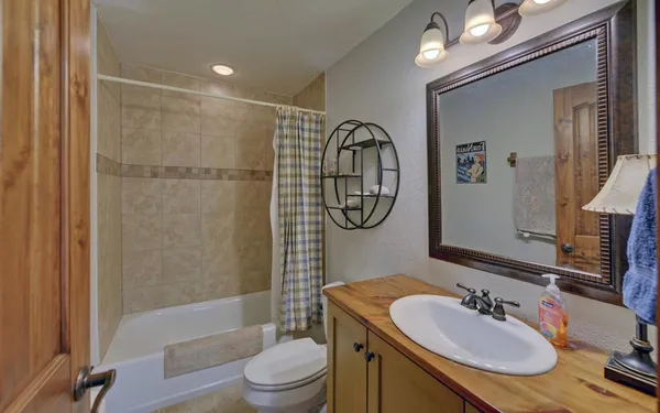 $599,900 | 483 Vineyard Creek Way, Murphy, NC 28906