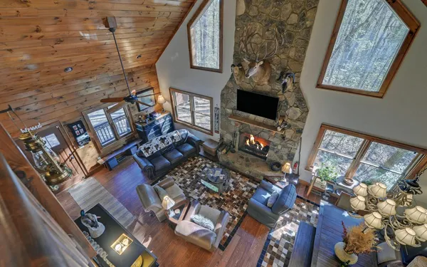 $599,900 | 483 Vineyard Creek Way, Murphy, NC 28906