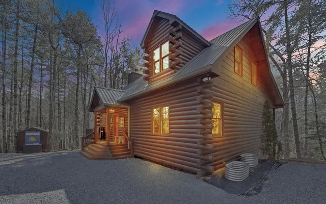 $599,900 | 483 Vineyard Creek Way, Murphy, NC 28906