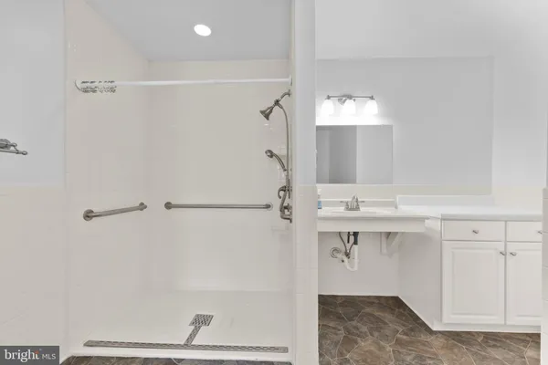 $829,000 | 2513 Hillwood Place, Charlottesville, VA 22901