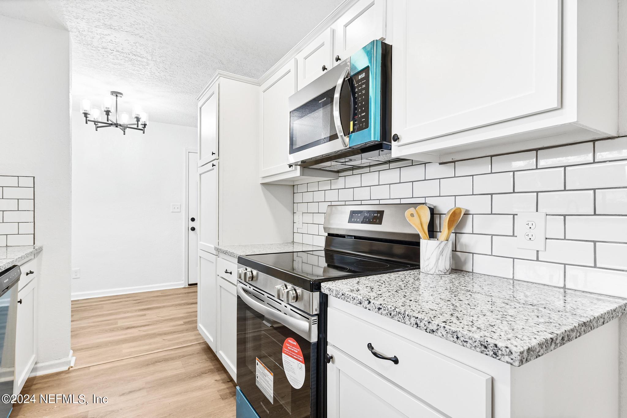 3856 Coronado Road Jacksonville, FL 32217 - Photo 12 of 25 AN031824-12