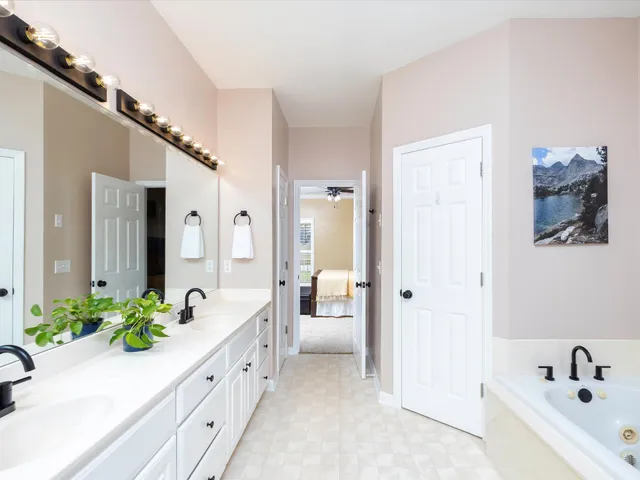 $599,900 | 9725 Dogwood Drive, Bon Aqua, TN 37025