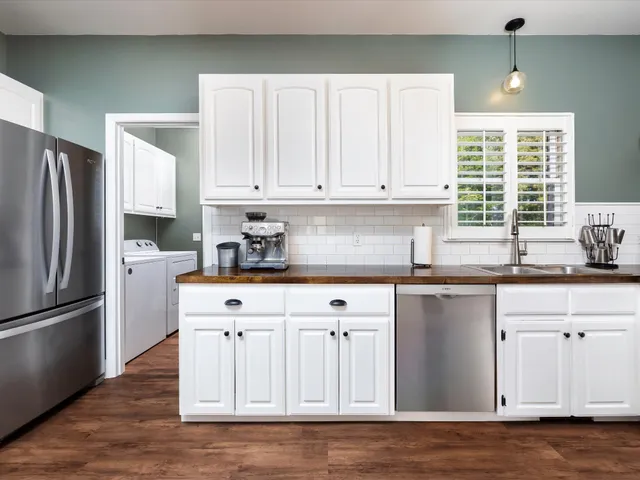 $599,900 | 9725 Dogwood Drive, Bon Aqua, TN 37025