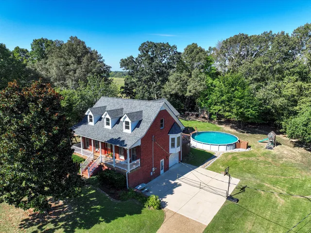 $599,900 | 9725 Dogwood Drive, Bon Aqua, TN 37025