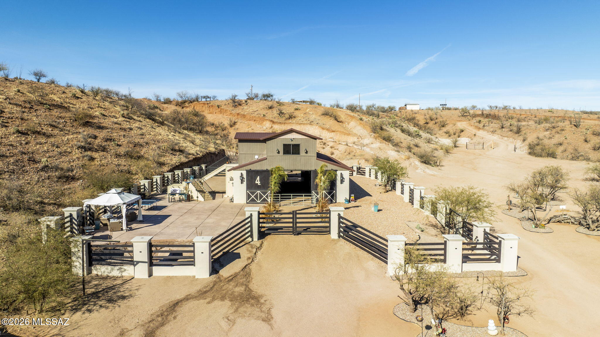 135 Calle Julia Ann Rio Rico, AZ 85648 - Photo 4 of 47 135 calle julia ann-2