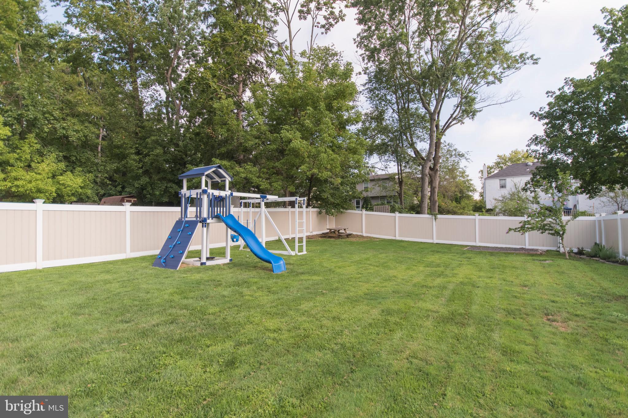 138 Roxboro Road Lawrenceville, NJ 08648 - Photo 25 of 30